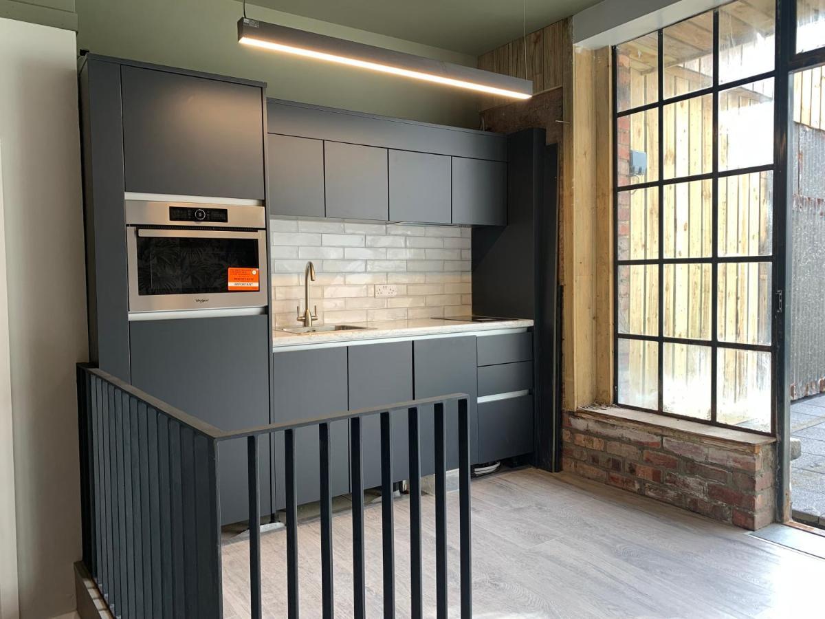 Clanbrassill Loft Apartment ดันดอล์ก ภายนอก รูปภาพ